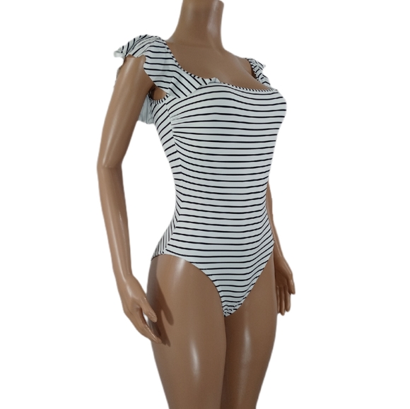 Vince Camuto Stripped Swimsuituffled Arm StrapsB - Picture 3 of 4